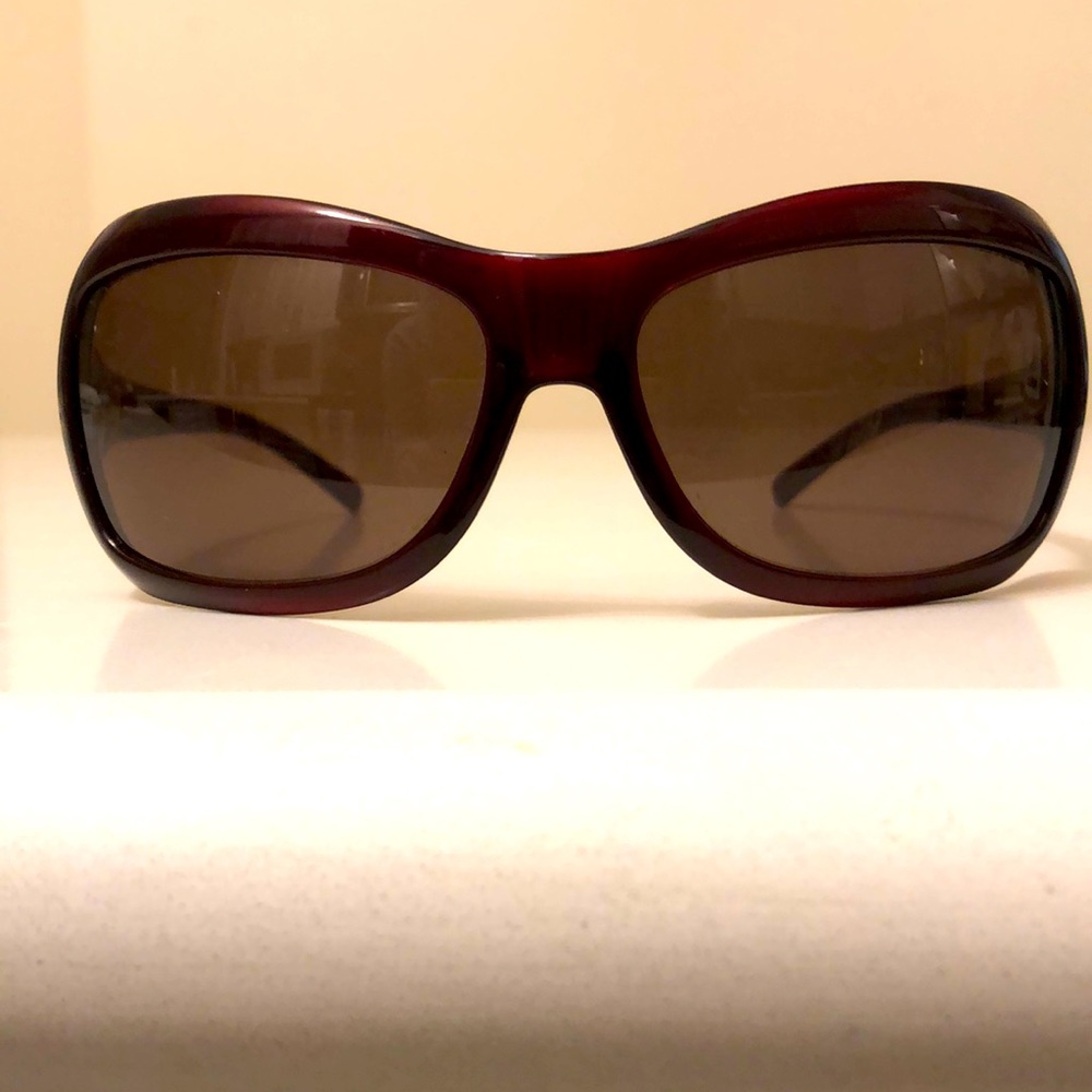 Escada Sunglasses dark red Burgundy w metal logo & embossed detail Excellent